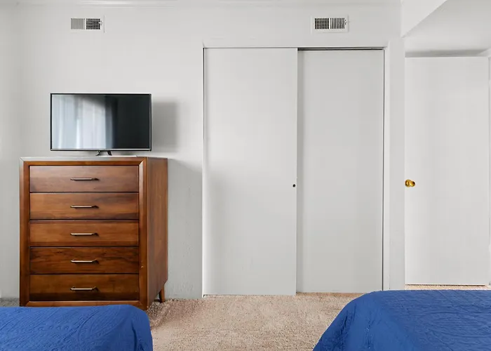 Ocean View 2-bedroom At Excalibur Perfect Coastal Getaway Holiday home