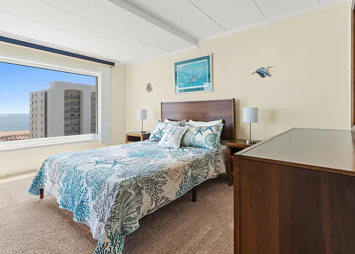 Ocean View 2-bedroom At Excalibur Perfect Coastal Getaway
