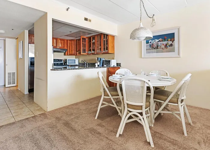 Ocean View 2-bedroom At Excalibur Perfect Coastal Getaway