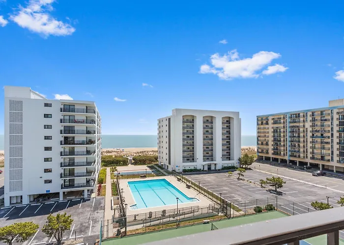 Holiday home Ocean View 2-bedroom At Excalibur Perfect Coastal Getaway *