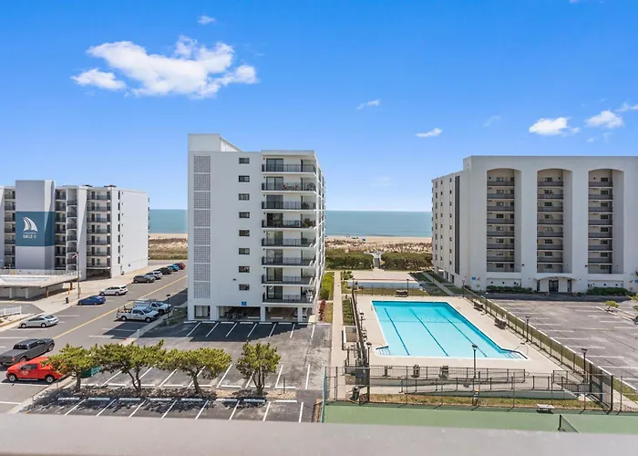 Ocean View 2-bedroom At Excalibur Perfect Coastal Getaway Holiday home