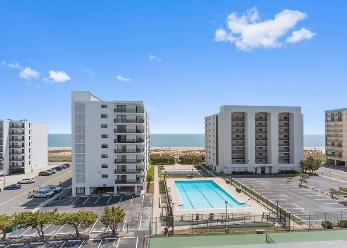 Holiday home Ocean View 2-bedroom At Excalibur Perfect Coastal Getaway *